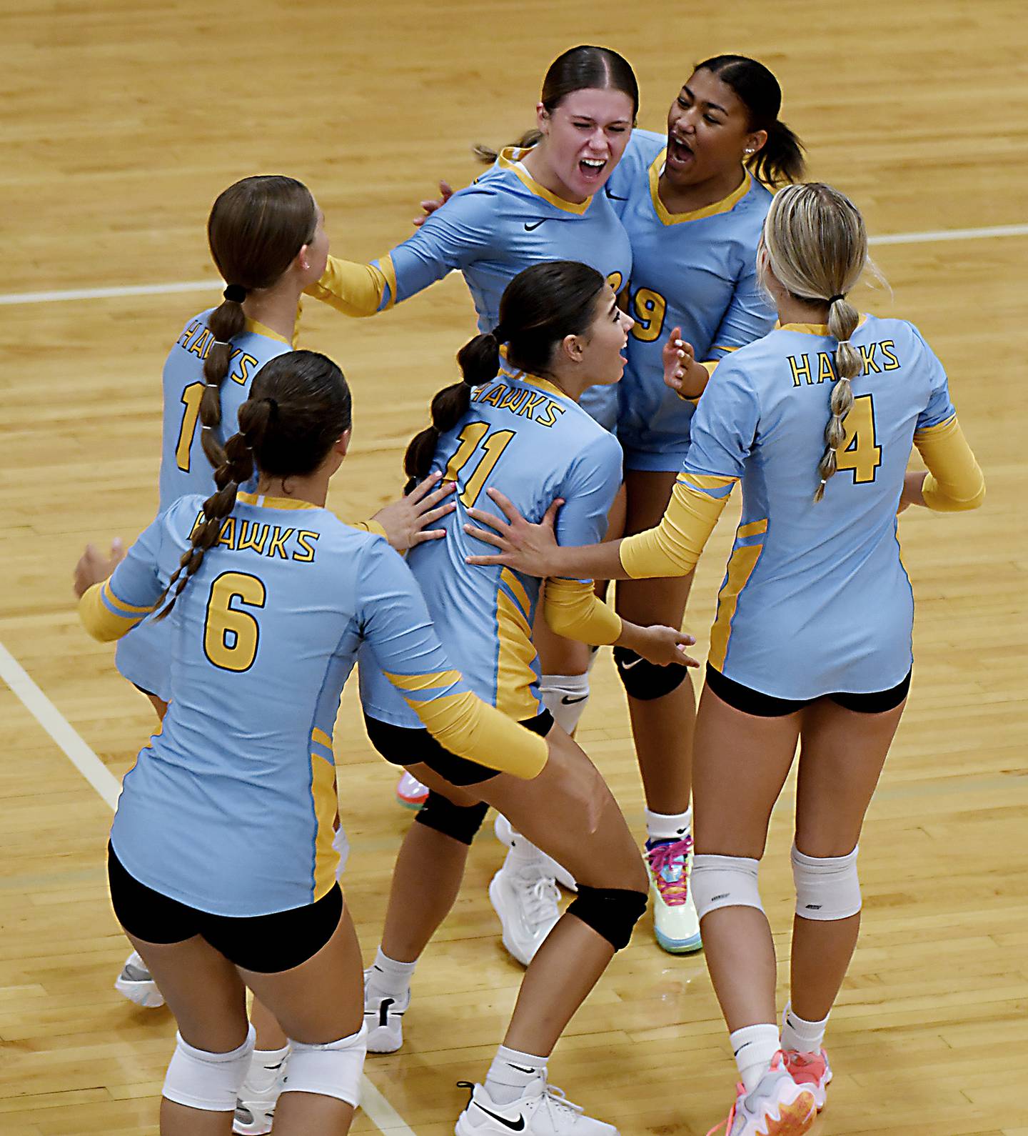 Lynnville-Sully volleyball team