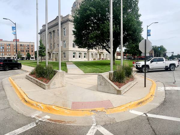 Jasper County decides to remove planters and replace concrete sidewalk panels