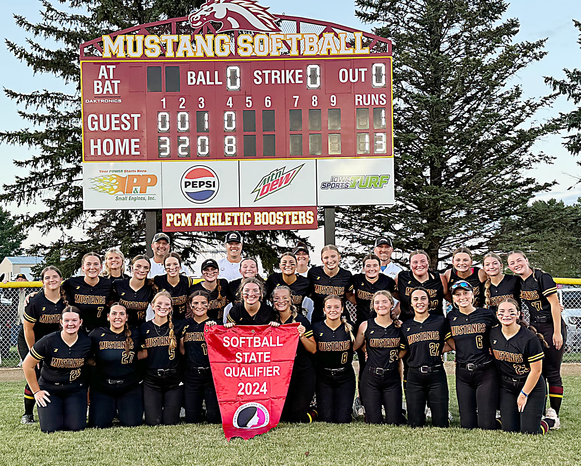 PCM softball team