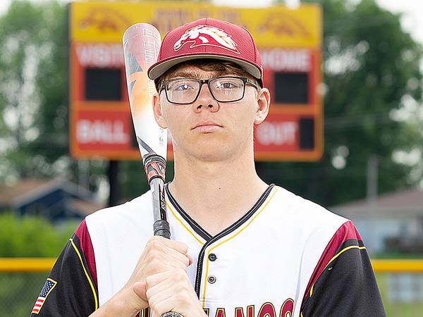 Farver leads PCM baseball to sweep of Roland-Story