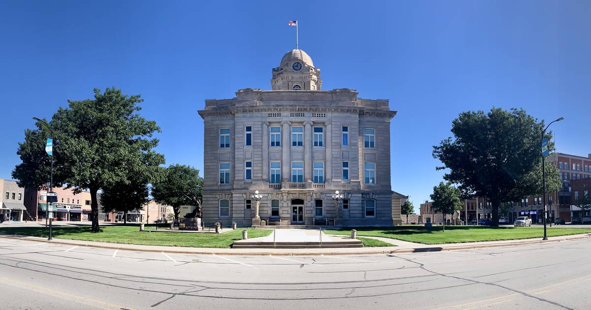 Regulators consider lightning protection for courthouse – Newton Daily News