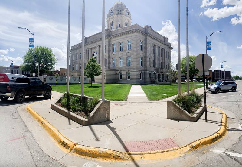 Supervisors have given maintenance permission to seek estimates for the removal of the four concrete bunkers outside the Jasper County Courthouse.