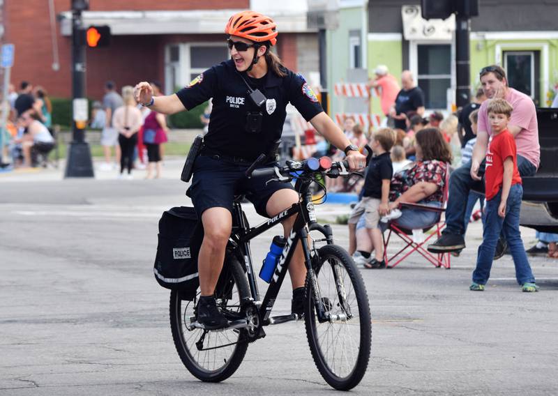 Residents gathered for the Newton Homecoming Parade on Sept. 15 in downtown Newton, which concluded with a community pep rally on the west side of the square.