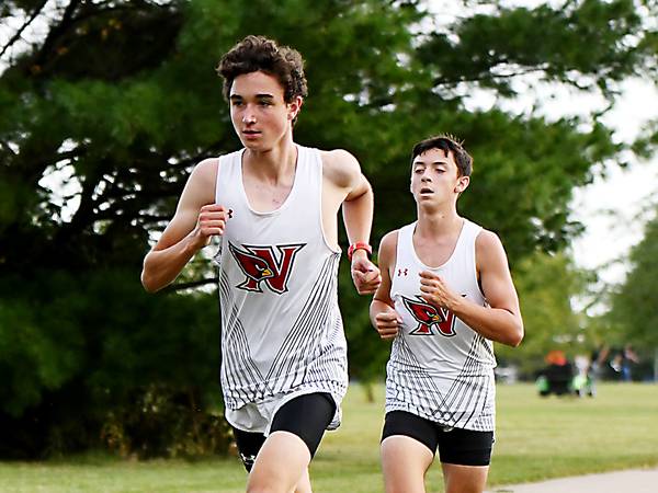 Newton boys finish third, L-S fourth at Grinnell Invitational