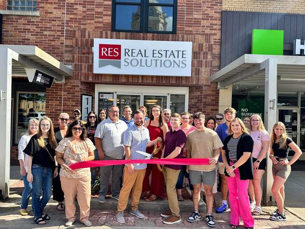 RES holds ribbon cutting